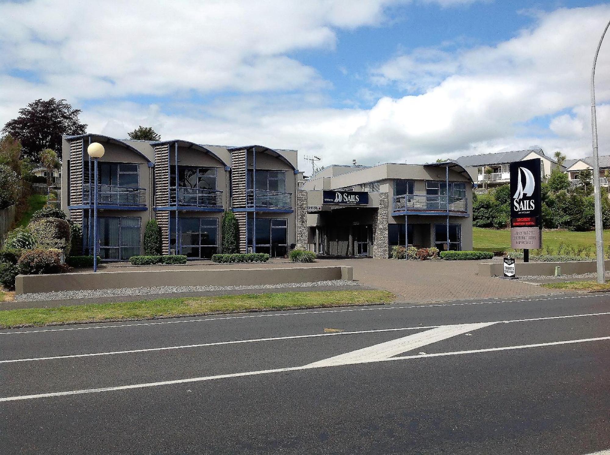 Sails On The Lake Taupo Exterior photo