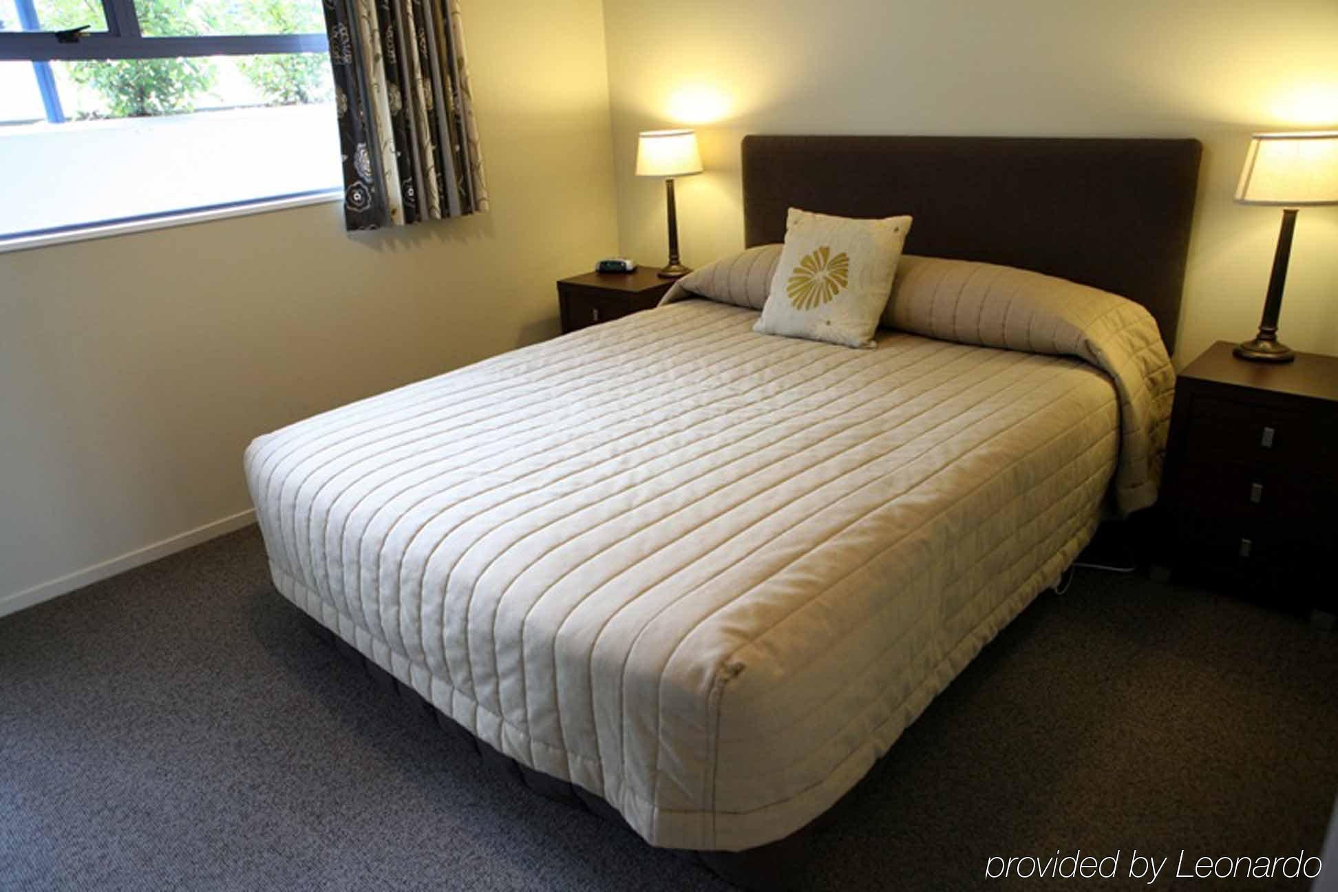 Sails On The Lake Taupo Room photo