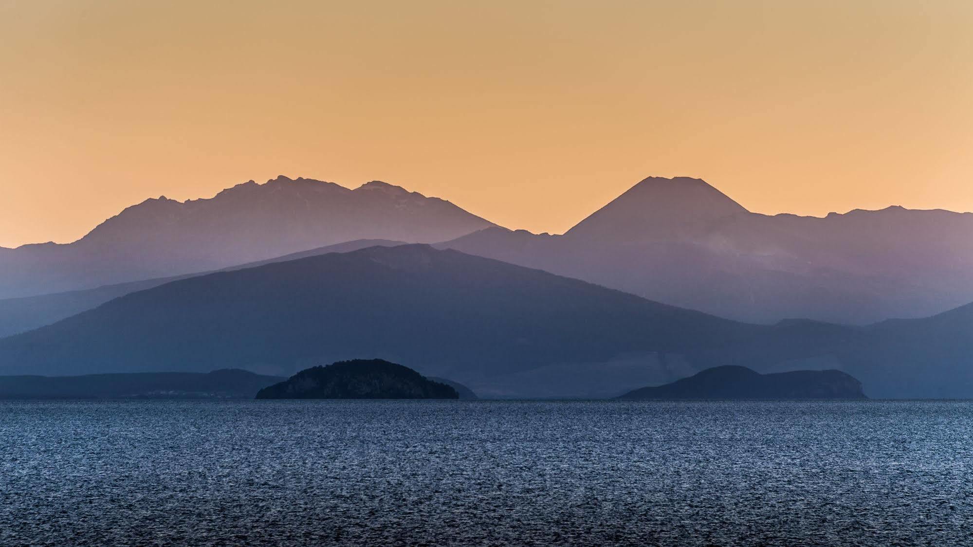 Sails On The Lake Taupo Exterior photo